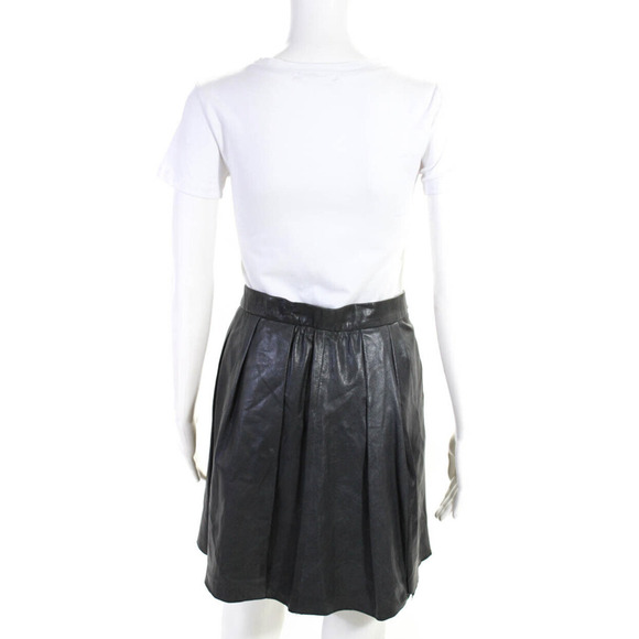 Vince TimeTimeless Chic Genuine Leather Pleated Mini Skirt XS NWOT - Picture 4 of 9